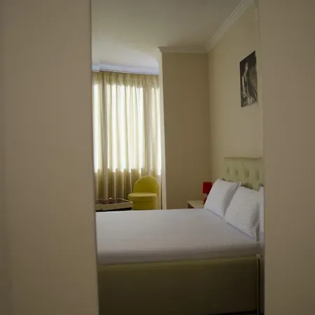 Hotel Ikea Yzberishti